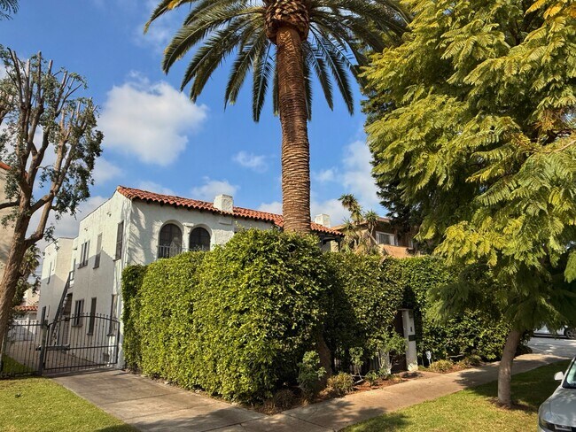 Exterior - 1439 S Holt Ave