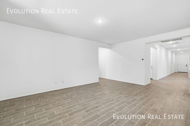 Building Photo - 11852 N Stanton Ct