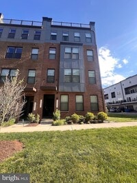 Building Photo - 44625 Wolfhound Sq