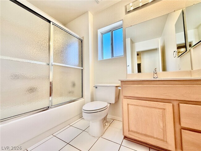 Building Photo - 2821 Byron Dr