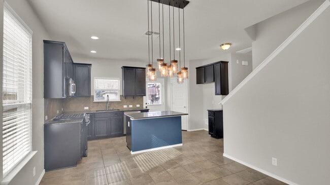 Building Photo - Spacious Buda Rental with Open Layout & Garage