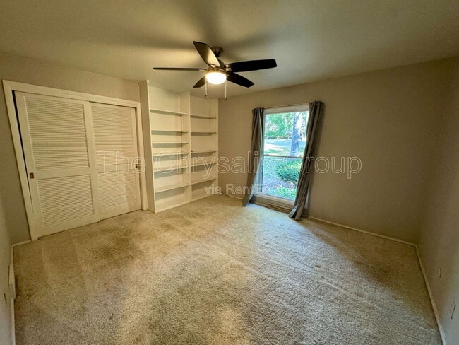 Building Photo - 206 Forest Park Pl