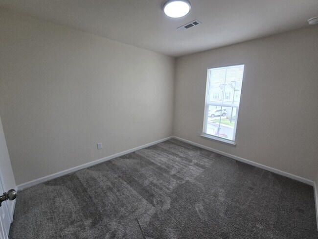 Building Photo - 4028 Beckton Trl