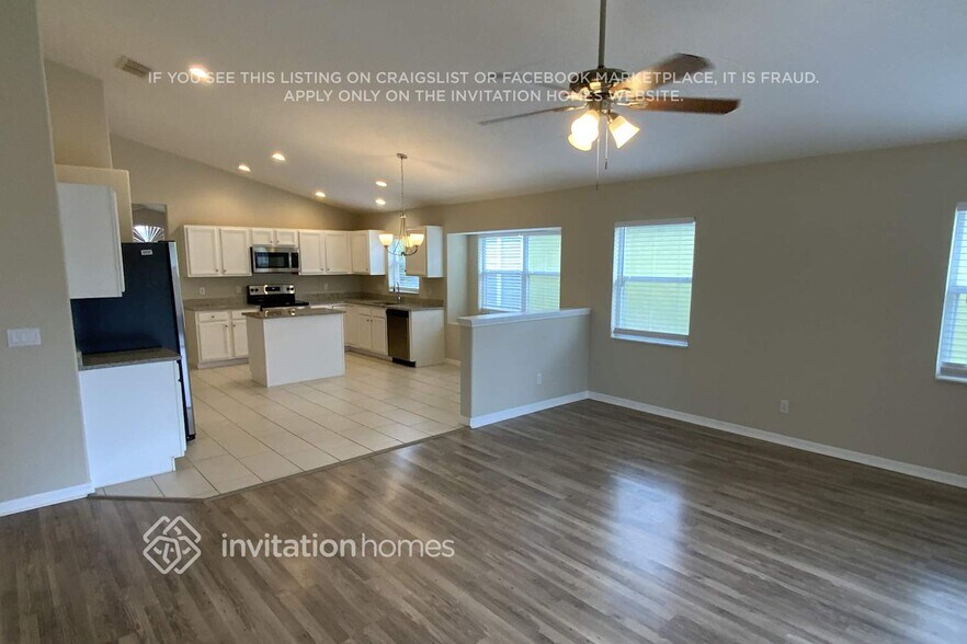 Building Photo - 3850 Aiden Pl