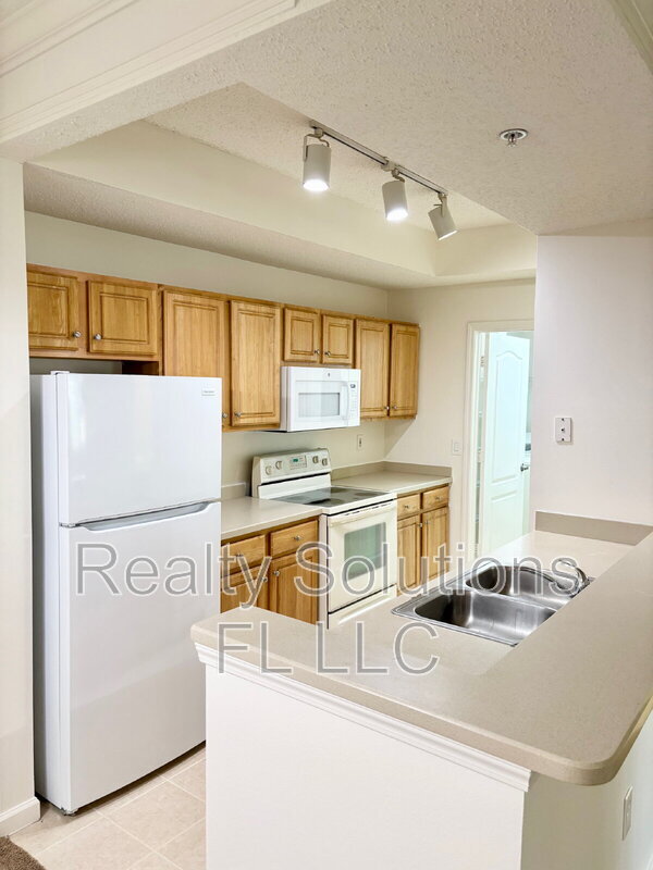 Building Photo - 12216 Wild Iris Way