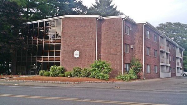 Primary Photo - 915 Edgell Rd