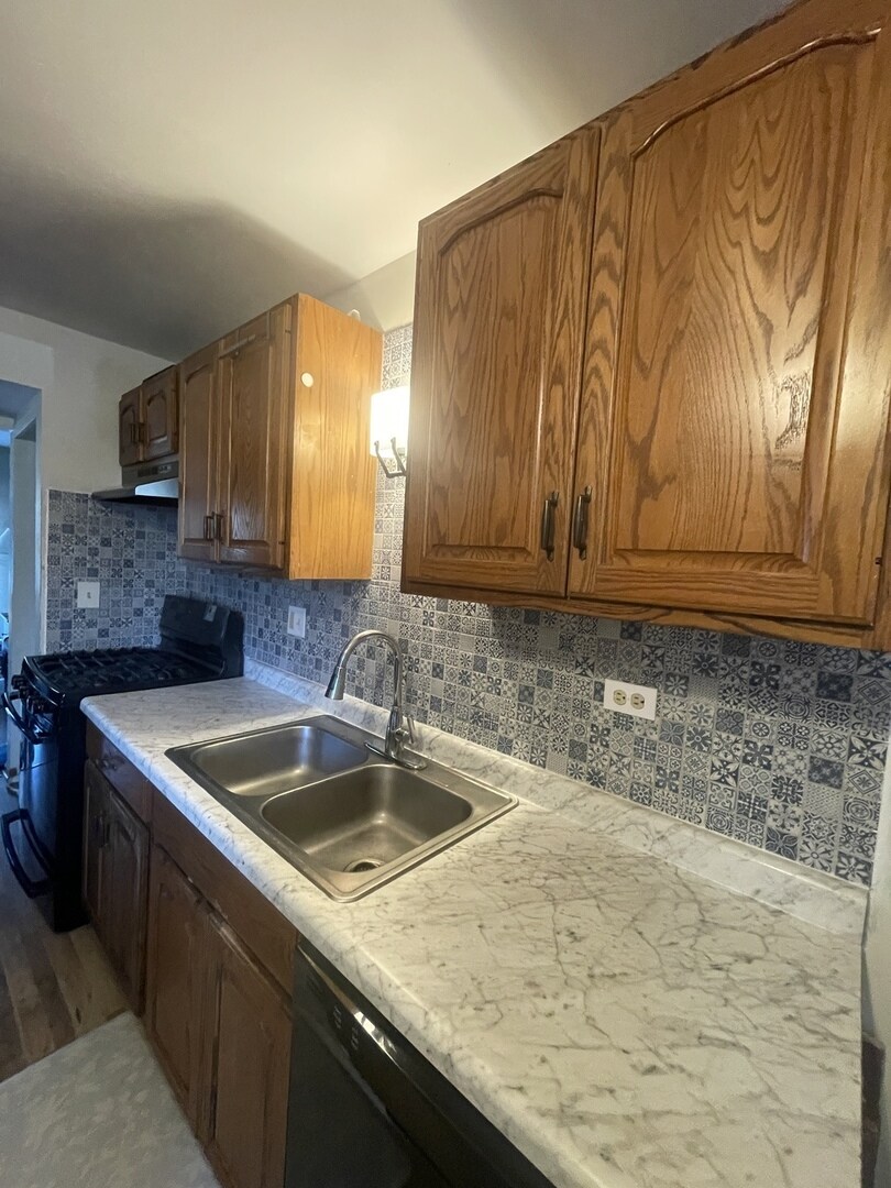 Building Photo - 2617 Oakshire Ct