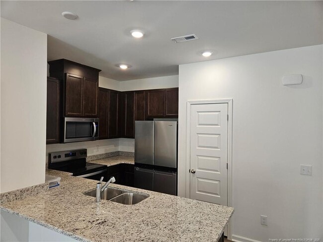 Building Photo - 10536 Brookside Rd