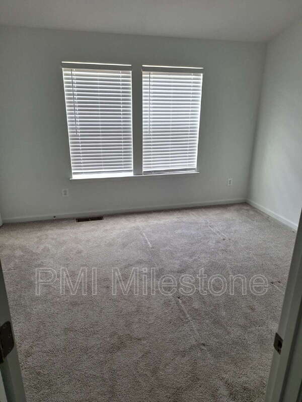 Building Photo - 408 Slick Terrace
