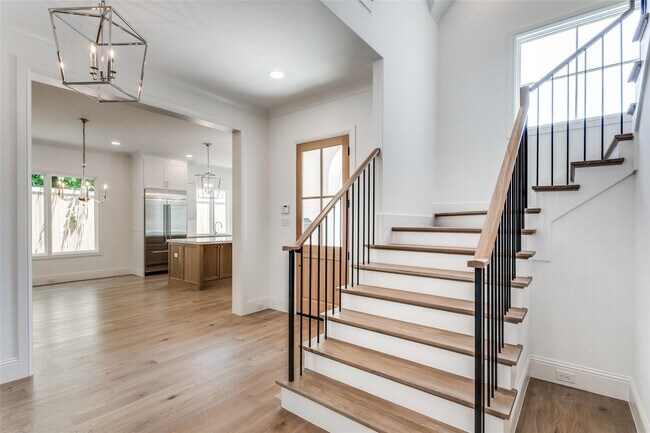 Building Photo - 7519 Taos Rd