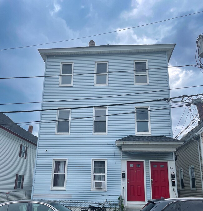 Building Photo - 24 Walnut St