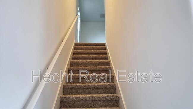 Building Photo - 348 Geode Glen