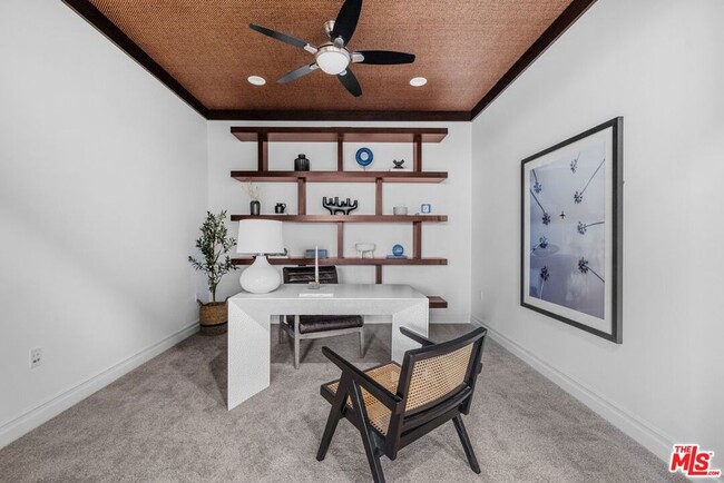 Building Photo - 6241 Crescent Park W