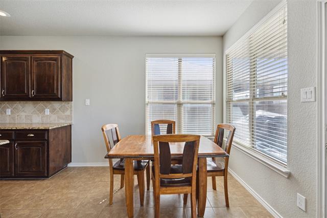 Building Photo - 1416 Elkford Ln