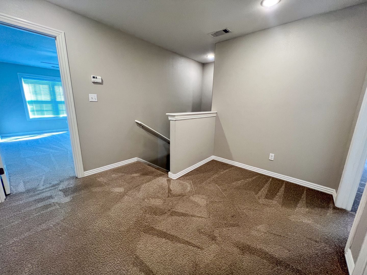 Building Photo - 9820 Mylea Cir