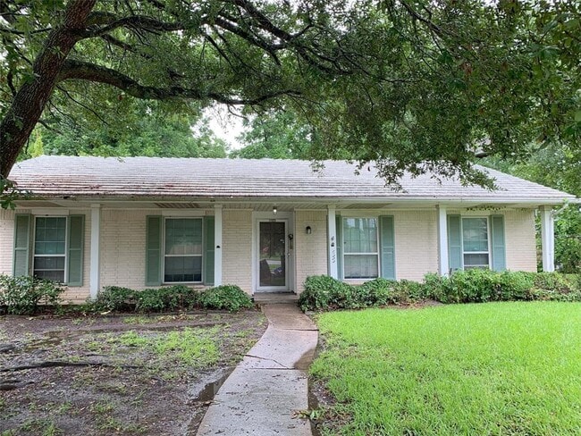 Primary Photo - 11323 Sageway Dr