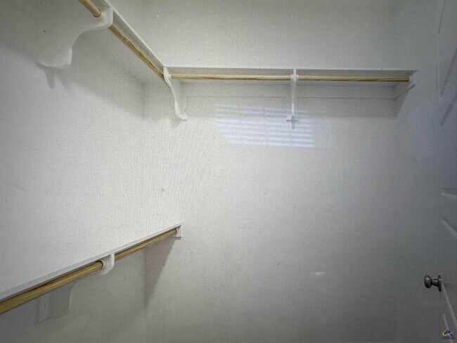 Building Photo - 109 Leisure Pointe Rd