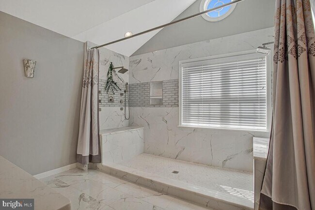 Building Photo - 12902 Crickmore Trace