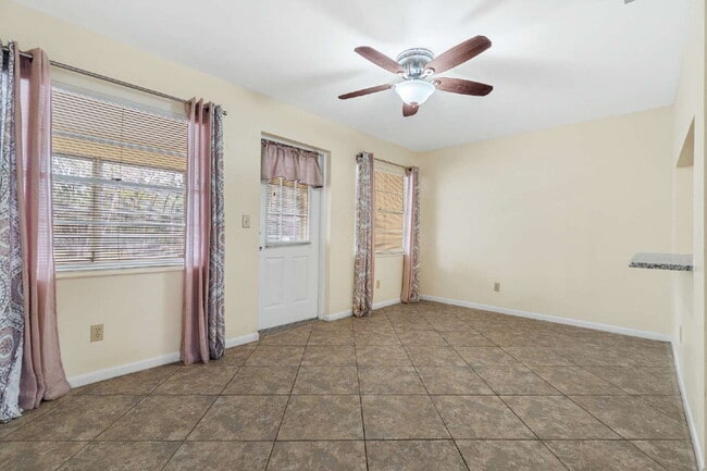 Building Photo - 2BR 2BA Villa Available Now On Top of the Word!