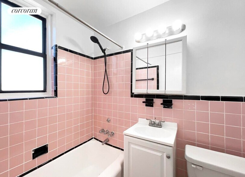 Building Photo - 8646 Fort Hamilton Pkwy