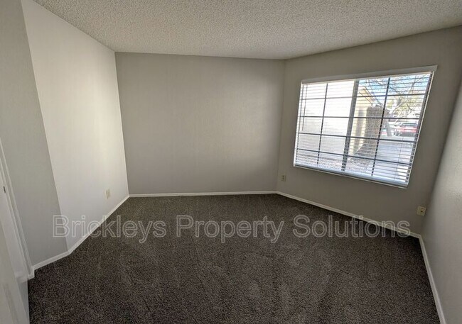 Building Photo - 5135 W Boston Way S