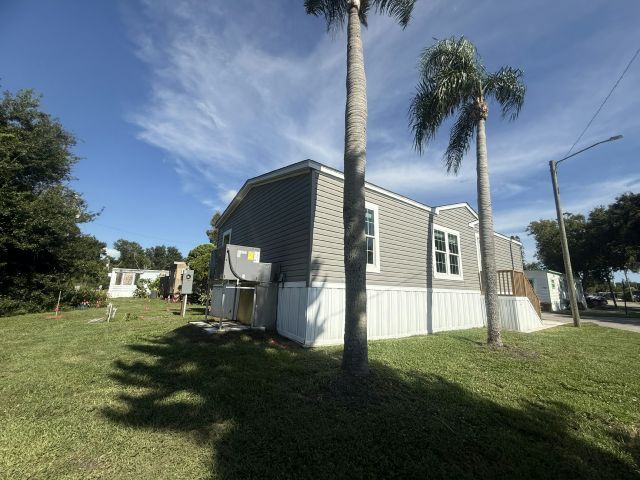 Building Photo - 3035 66th Ave N