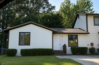 Building Photo - Newly Renovated 2 Bedroom Off Of GumBranch