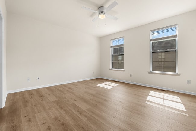 Building Photo - 2406 Ownby Ln