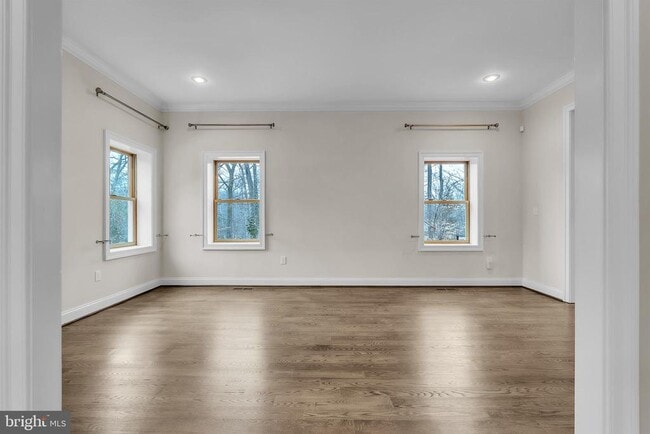 Building Photo - 6415 Bradley Blvd