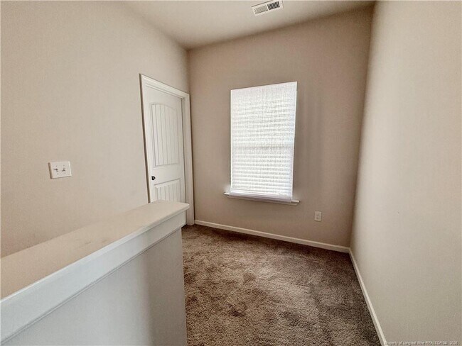 Building Photo - 94 Deodora Ln