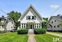 Building Photo - 3822 Lockwood Ave