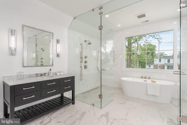 Building Photo - 4821 Rodman St NW