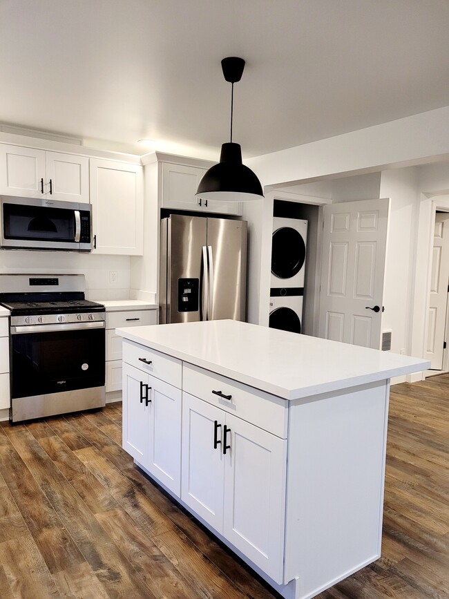 Building Photo - 13454 95th Ave NE