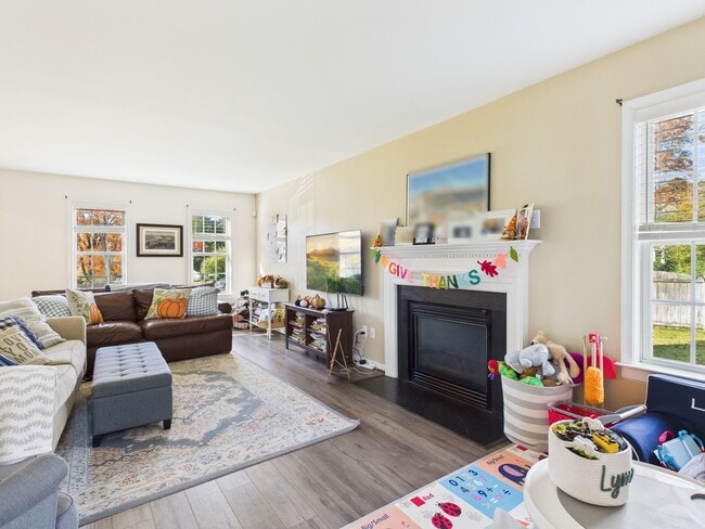 Building Photo - 7016 Tulane Ave