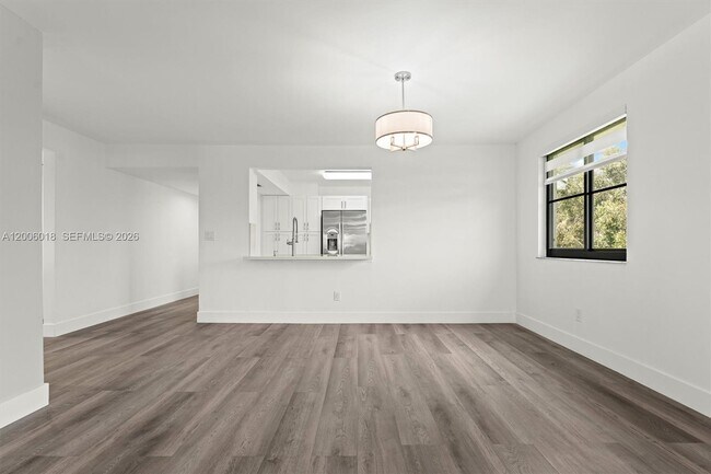 Building Photo - 16171 Blatt Blvd