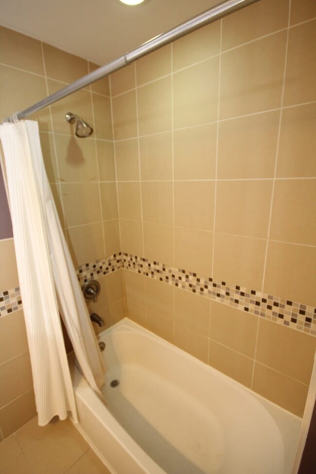 Building Photo - Coming Soon!!  Beautiful, well kept 3 bedr...