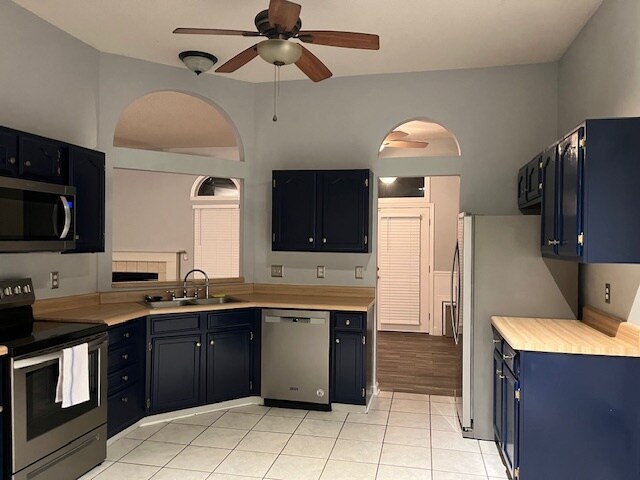 3 Bedroom 2 Bath House for Rent in Quail Hollow in Mt Pleasant. Lots of Upgrades. 3 Miles to IOP - 2084 Presidio Dr