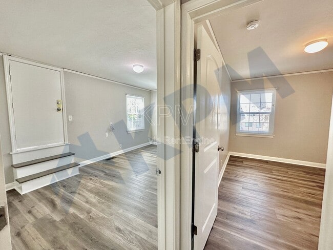 Building Photo - 3414 Pacific Ave