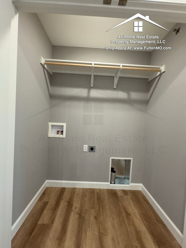 Building Photo - 2610 N Bluff St