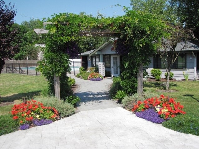 Building Photo - Ventana