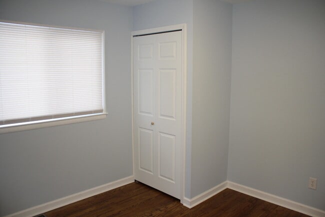 Building Photo - 264 Highland Dr
