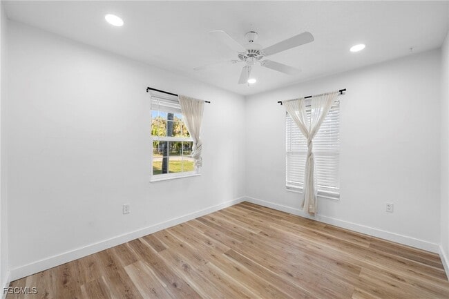 Building Photo - 236 Delray Ave