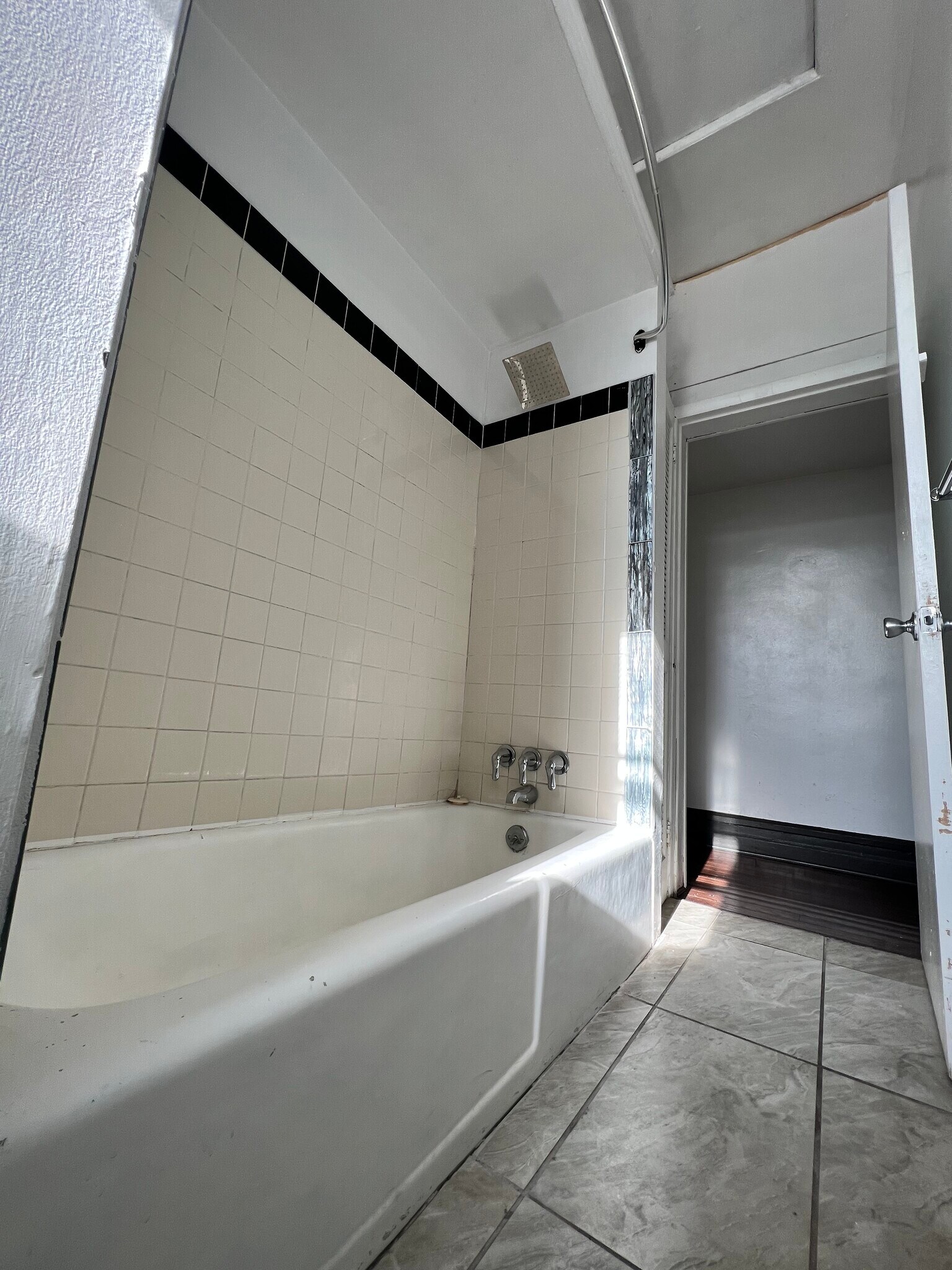 Building Photo - 845 N 23rd St