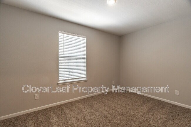 Building Photo - 9118 Bennett Frst