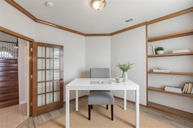 Building Photo - 615 Dorchester Dr