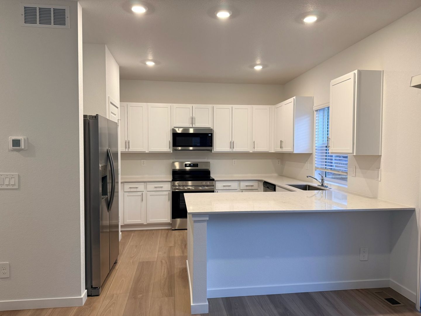 Building Photo - 236 Kobe Ln