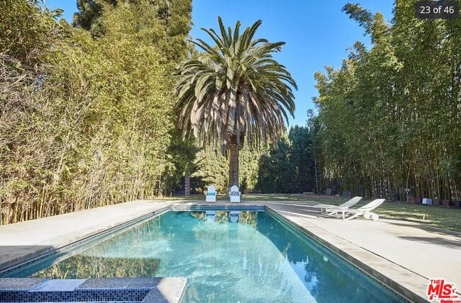 Building Photo - 4430 Lindblade Dr