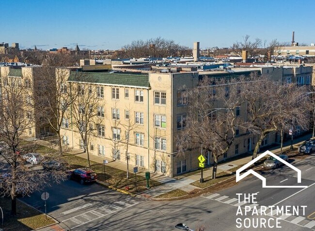 Building Photo - 4500 N Ashland Ave