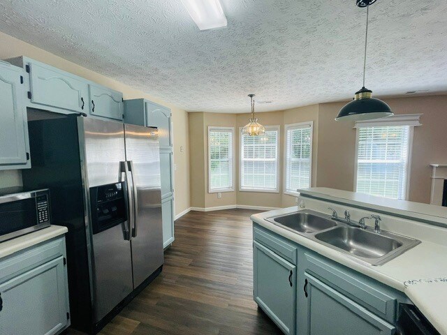 Building Photo - 203 Devonshire Dr