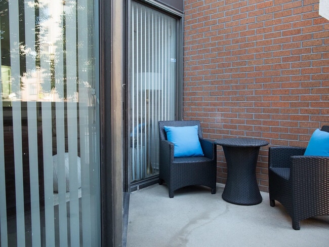 Building Photo - 101 Lombard St